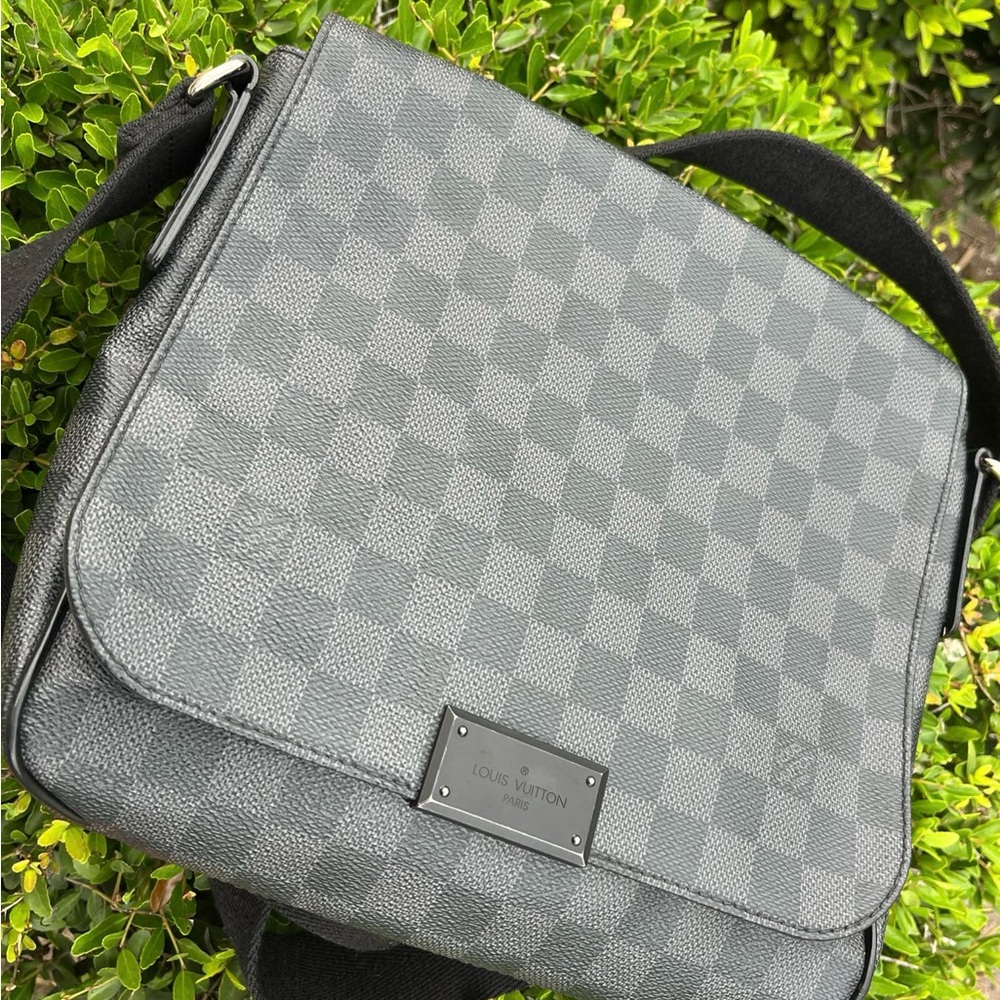 Luxury Mens Messenger Bag - Picture 5 of 5